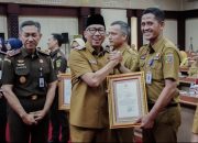 Aprizal Arsysta Terima Penghargaan Gubernur Lampung atas Prestasi Penyelamatan Aset Daerah