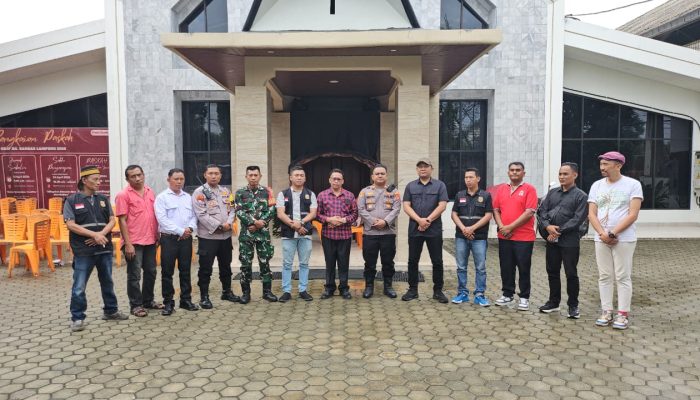 Potret Toleransi yang Menginspirasi, Aparat dan Warga Bersatu Jaga Ibadah Paskah di Tanjung Senang